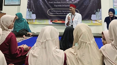 Berbagi Kasih di Bulan Ramadhan Puluhan Himpunan Mahasiswa Program Studi Ilmu Pemerintahan UPS Anjangsana Ke Panti Asuhan