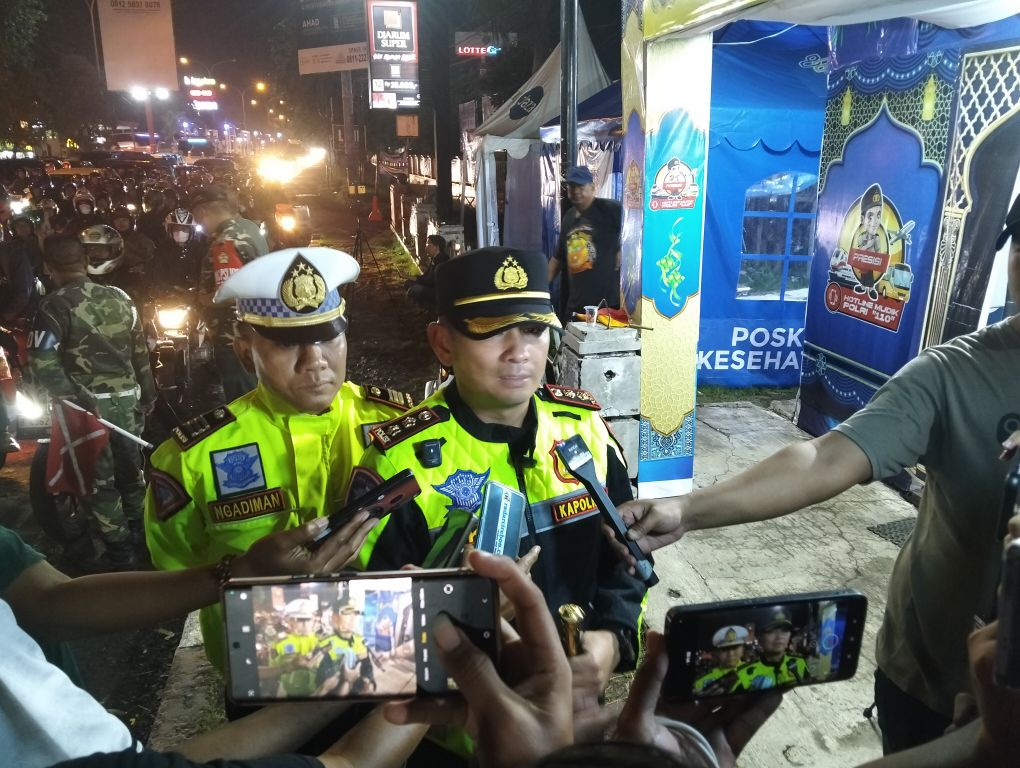 Arus Balik Masih Padat di Jalur Pantura Cirebon, Pemudik Motor Dominasi Jalanan