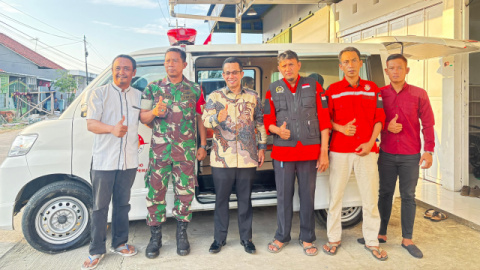 Anggota DPR-RI Rizal Bawazier Bersama Bank BRI Berikan Bantuan Mobil Ambulance