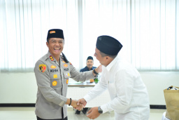 Silaturahmi Kebangsaan: MUI dan Polres Gresik Pererat Sinergi Demi Gresik Aman dan BerakhlakGRESIK – Dalam semangat