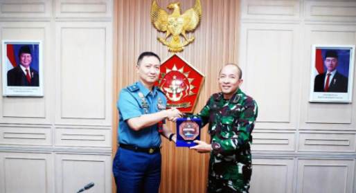 Wakapuskes TNI Terima Paparan  Satgas Kesehatan TNI Gelombang II dari Gaza