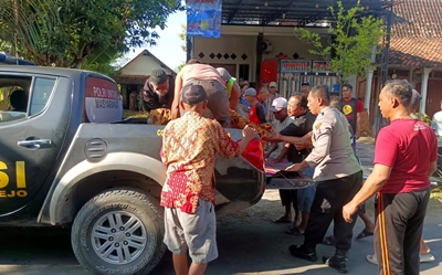 Hendak Menyeberang, Terserempet Nmax Seorang Kakek Meninggal di TKP