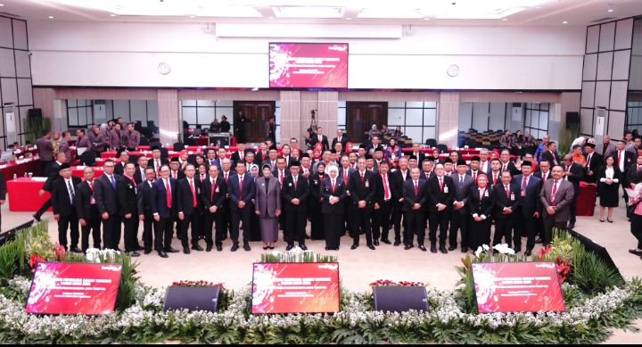 Gelar RUPST, Bank Jatim Tebar Dividen Rp 821 Miliar dan Angkat Winardi Legowo Sebagai Calon Direktur Utama