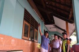 Plafon SDN Sebani Ambrol Pemkab Sidoarjo Turun Tangan