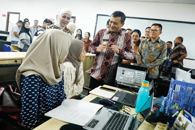 Pastikan Ketersediaan Lapangan Kerja, Ahmad Luthfi Tinjau Kawasan Industri Kendal