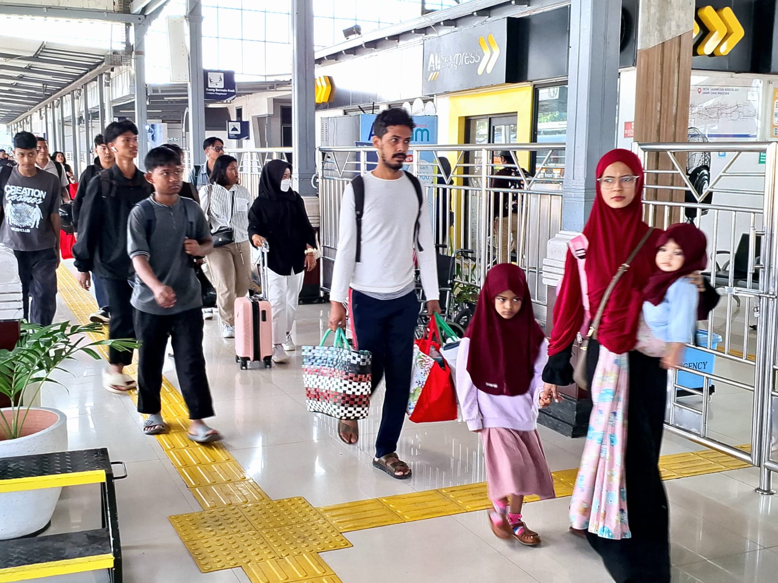 Selama Event Festival Cirebon 2025, KAI Daop 3 Cirebon Berikan Diskon Tiket Kereta 10 Persen