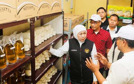Koperasi Merah Putih Mojokerto Mulai Beroperasi , Gubernur Khofifah Tekankan Kemiteraan dengan UMKM Bukan Kompetisi