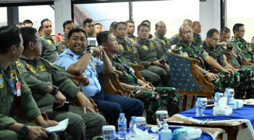 Jelang HUT RI ke 80, Pangkoopsud I Hadiri Briefing Kesiapan Tim Demo Udara