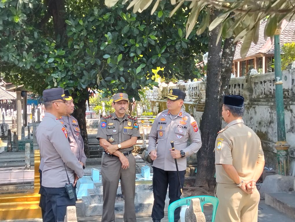 Penertiban Pengemis di Makam Sunan Gunung Jati, Kapolres Cirebon Kota Pastikan Kenyamanan Peziarah
