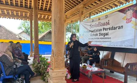 Satpol PP Ponorogo Gencar Sosialisasi untuk Meminimalisir Peredaran Rokok Ilegal di Purbosuman dan Sumoroto