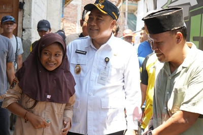 Bantuan Renovasi Rumah Tidak Layak Huni Diterima Warga Randudongkal