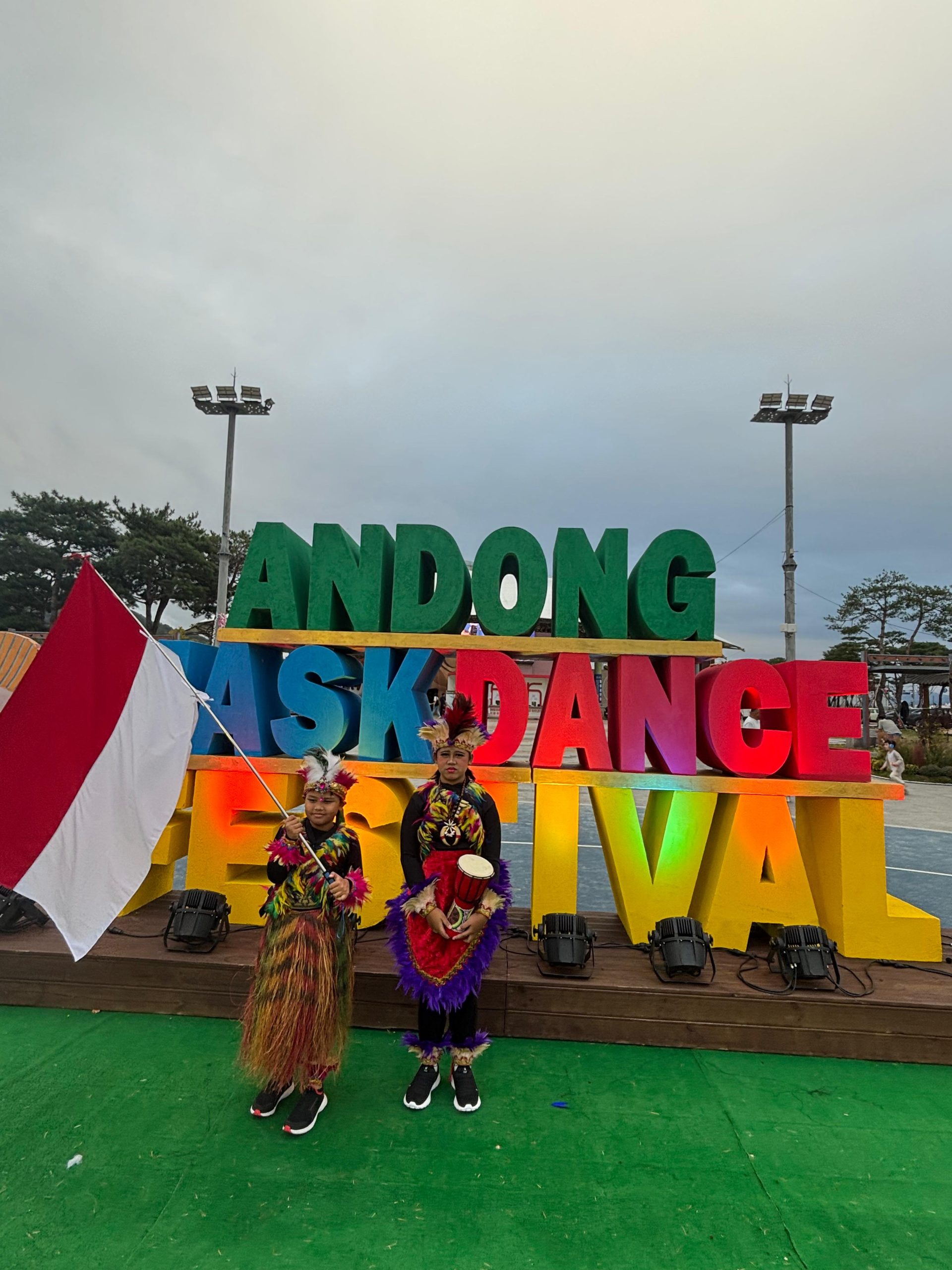 Dua Siswa Sekolah Ciputra Wakili Indonesia di Andong International Mask Dance Festival 2025, Korea Selatan