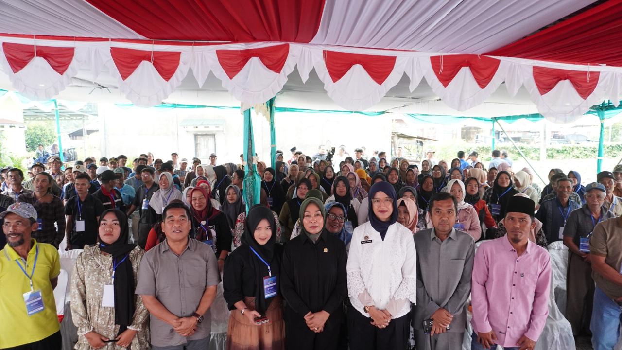 Masyarakat Desa Bumi Sari Antusias Menyambut Program Makan Bergizi Gratis