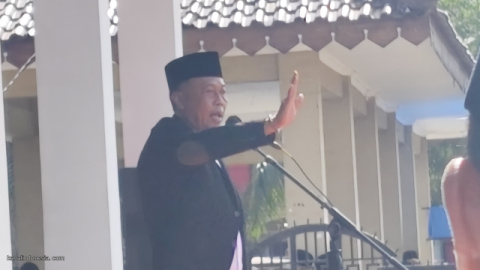 Pimpin Apel Akbar Hari Santri 2025, Bupati Ponorogo Gelorakan Gerakan ‘Ayo Mondok’
