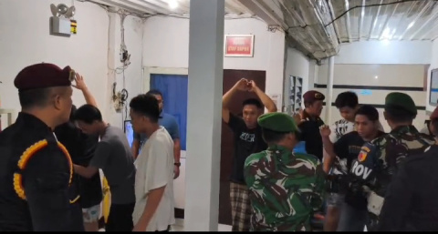 Petugas Gabungan Razia Lapas Ngawi, Amankan 4 Ponsel dan Alat Tajam