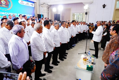 Pengurus PWI Pusat Periode 2025-2030 Resmi Dikukuhkan di Monumen Pers Solo