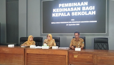 Kepala Disdikbud Jombang Tekankan Disiplin dan Transparansi Pengelolaan Dana BOS