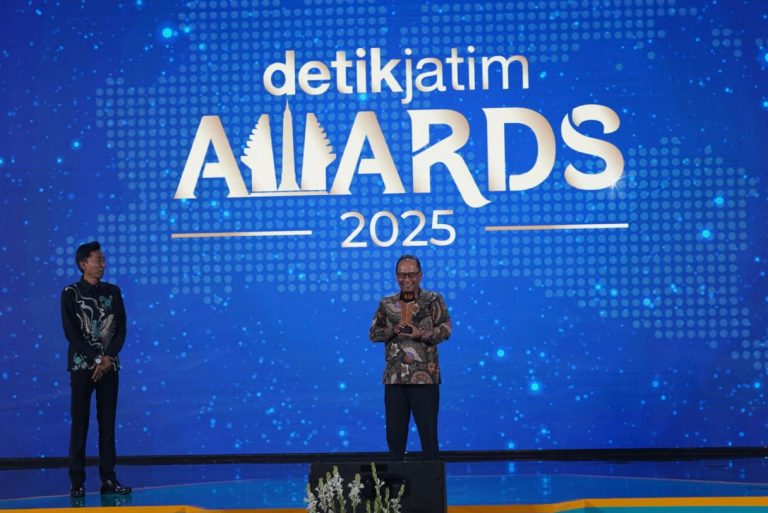 Bank Jatim Raih Penghargaan dari Detik.com Kategori Peningkatan Pembiayaan Usaha Berkelanjutan