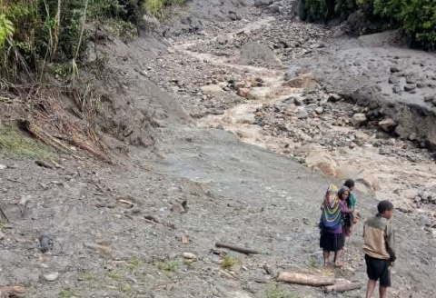 Banjir Longsor Nduga, 15 Korban Hilang Belum Ditemukan