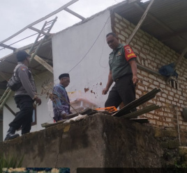 Sejumlah Rumah di Pamekasan Rusak Akibat Diterjang Angin Kencang