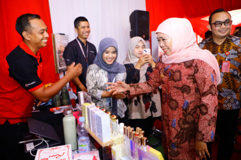 IKM Jatim Teken LoI dengan Atase Perdagangan Malaysia Senilai Rp 3,95 Trilliun, Khofifah Optimis Tingkatkan Neraca Ekspor Jatim