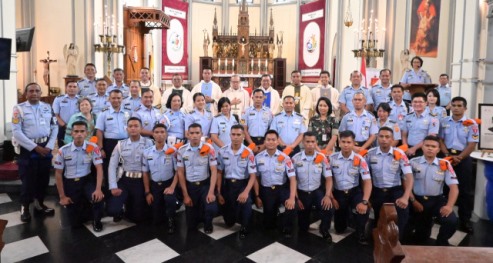 Umat Katolik Kodau I Hadiri Misa Kudus Hari Pahlawan, OCI Doakan TNI-Polri