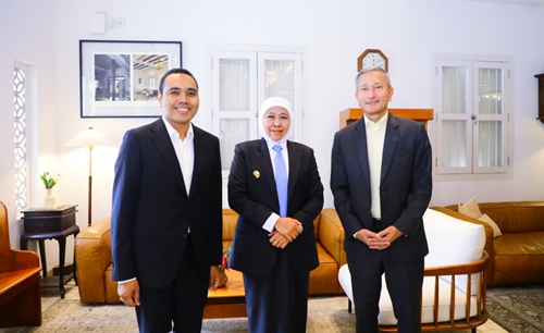 Gubernur Khofifah Penuhi Undangan Menteri Luar Negeri Singapura, Bahas Penguatan Kerja Sama Ekonomi, Investasi, SDM serta Pendidikan
