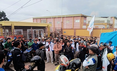 Ratusan Pekerja Tuding Perusahaan PT Namasindo Plas di Bandung Barat Gelapkan Iuran BPJS