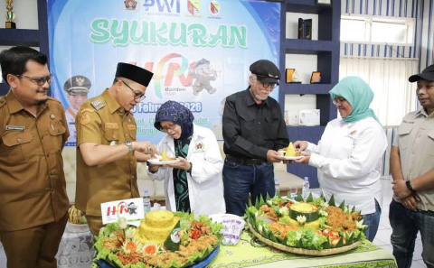 Bupati Bandung: Pers Harus Jadi Garda Terdepan Pembangunan di Era Digital