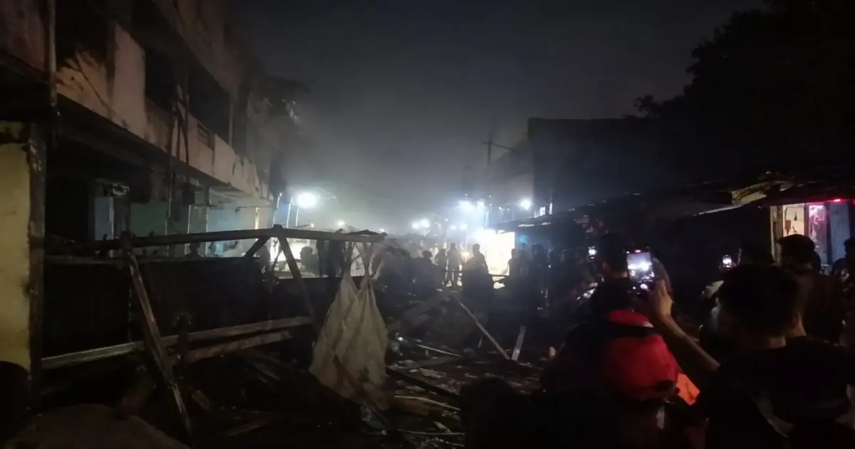 Ledakan Keras Guncang Pasar Cimanggis Ciputat, Tujuh Ruko Rusak Parah, Sejumlah Warga Jadi Korban