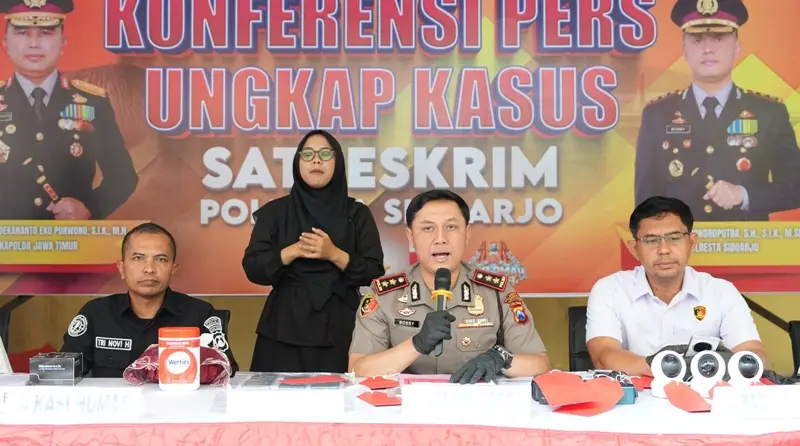 Polresta Sidoarjo Ungkap Penipuan Online, 8 WNA Vietnam Diamankan